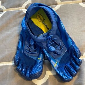 Vibram Five fingers shoes